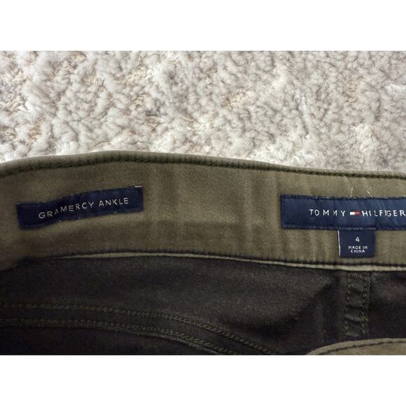 Tommy Hilfiger Size 4 Gramercy Ankle Stretch Casual Pants Olive Green Pull On - Picture 8 of 10